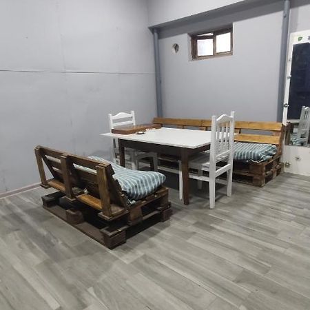 Home Apartments บาทูมิ ภายนอก รูปภาพ