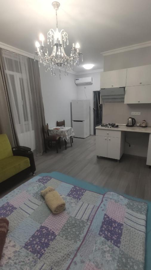 Home Apartments บาทูมิ ภายนอก รูปภาพ